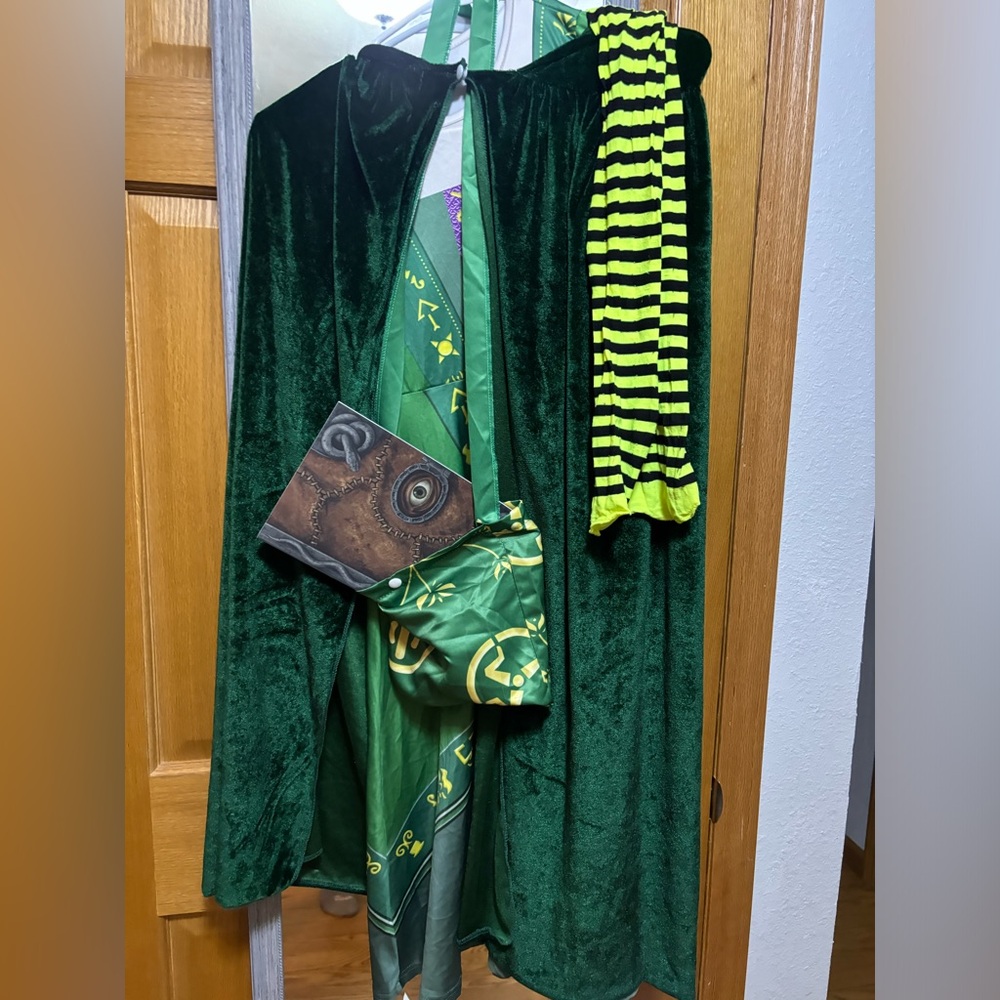 Green Wizard Costume with Accessories